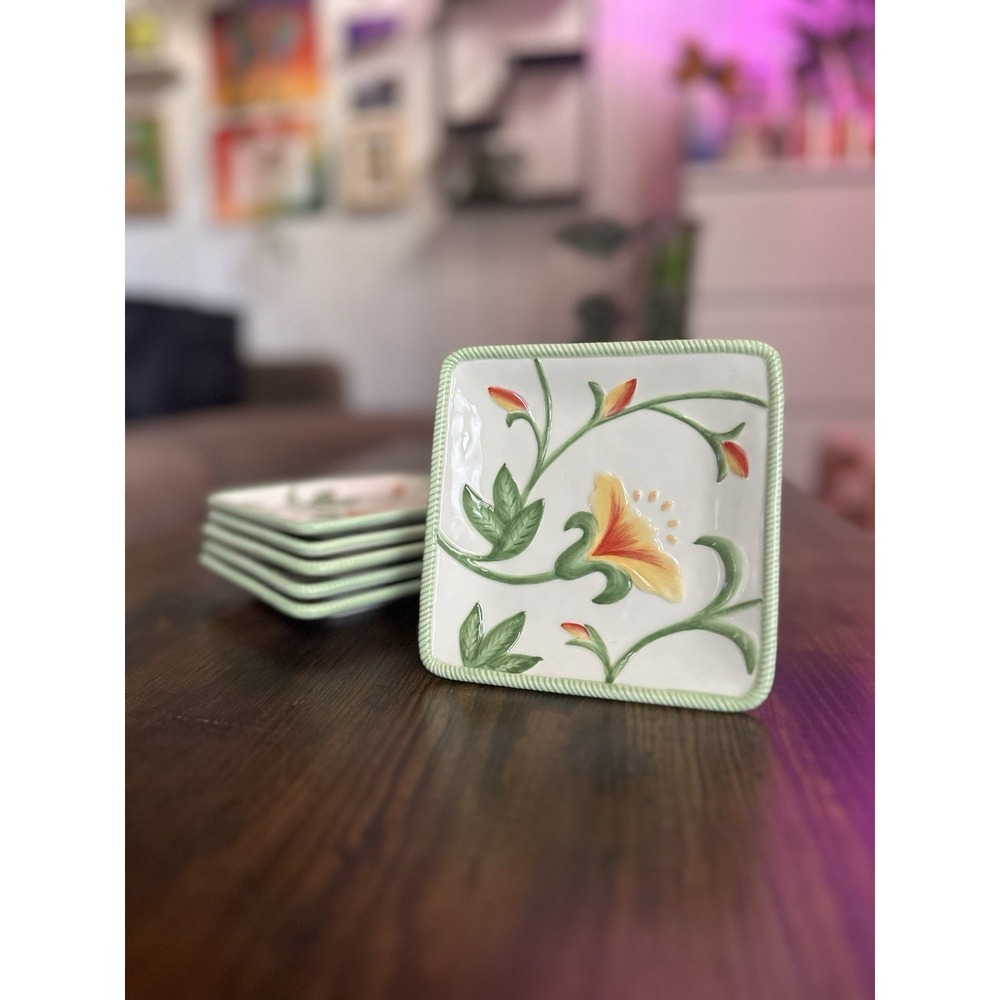 Fitz and Floyd Geranium Rabbit Appetizer Plate Set (6 Piece) - Picture 3 of 5